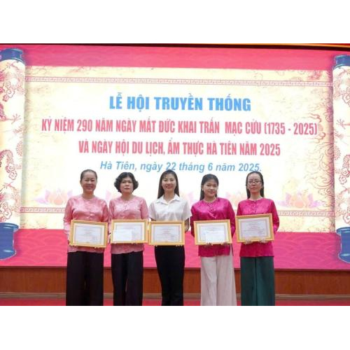 Sôi Nổi Hội Thi Bánh Dân Gian Hà Tiên Năm 2025